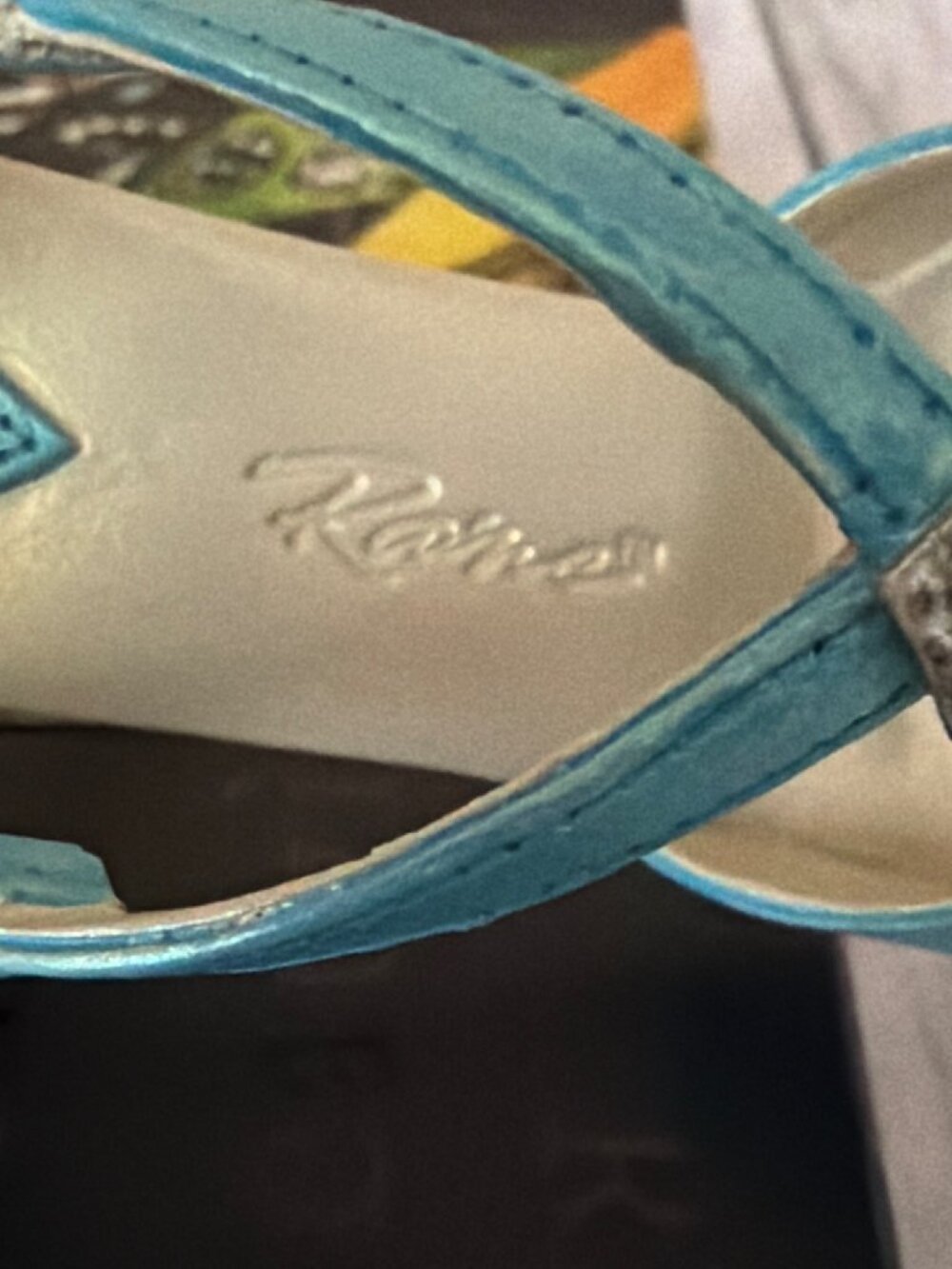 2006 Just the Right Shoe by Raine "Poise" Mini Shoe Figurine #25581 NEW w/Box - Picture 9 of 13